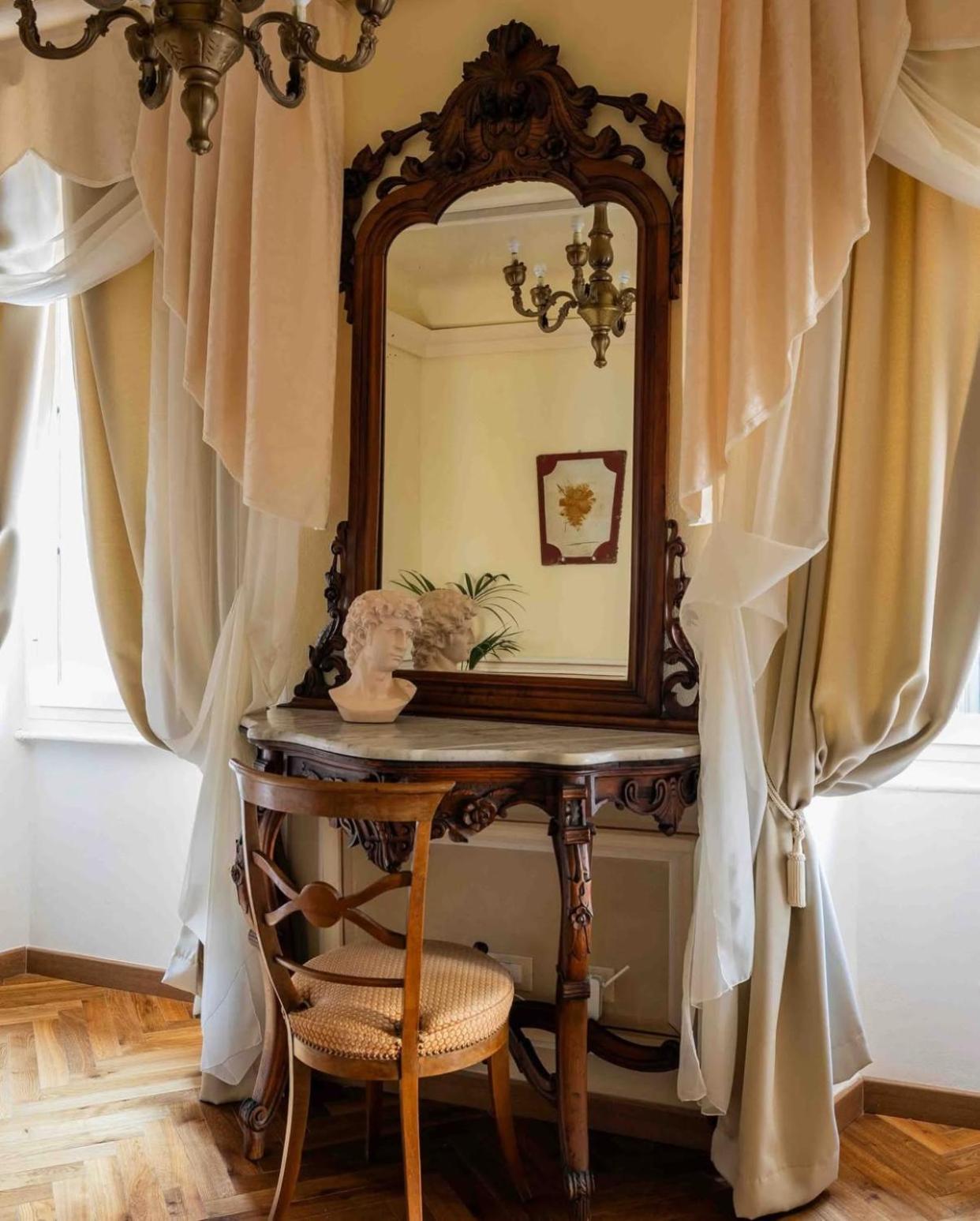 Palazzo Lari Sarzana Hotel Ngoại thất bức ảnh