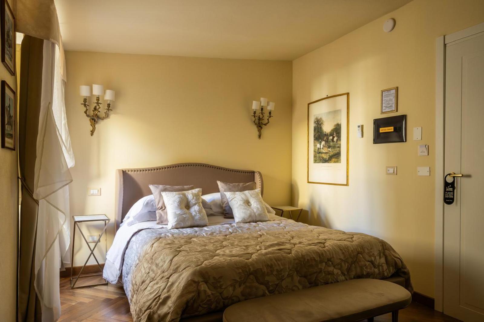 Palazzo Lari Sarzana Hotel Ngoại thất bức ảnh