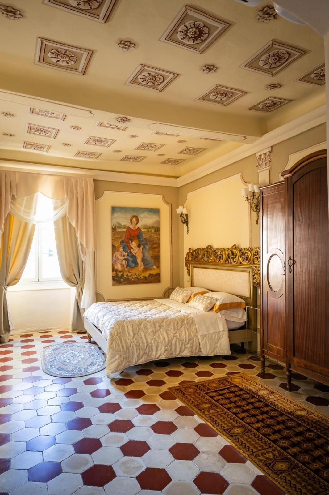 Palazzo Lari Sarzana Hotel Ngoại thất bức ảnh